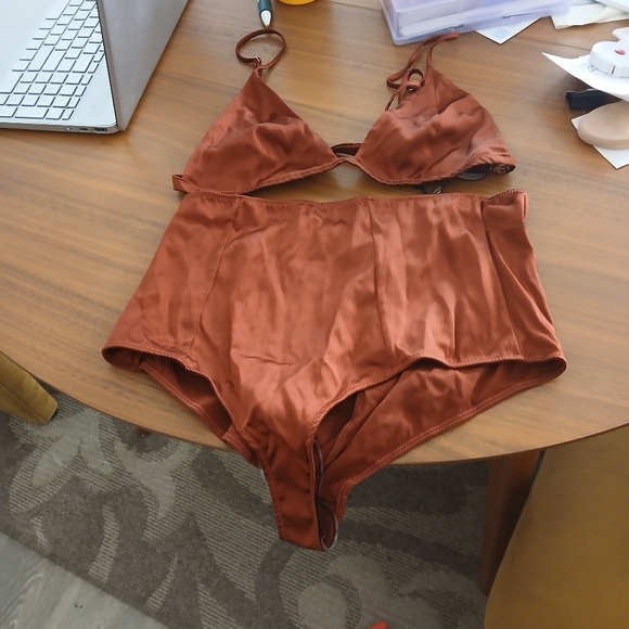 Bnwt Kiki De Montparnasse Tours Les Jours Soft Bra S And High Waist Bottoms - Picture 2 of 12